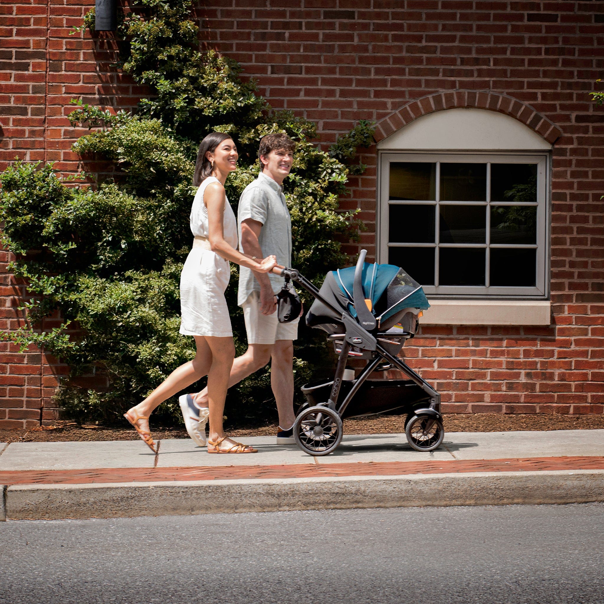 Chicco Corso Primo ClearTex Modular Travel System - Hazelnut