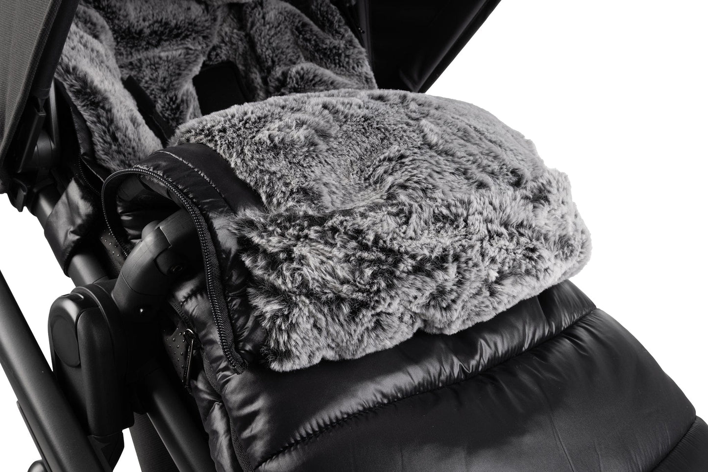 UPPAbaby CozyGanoosh Luxe - Lyla (Onyx Nylon) - 0901-LCG-WW-LYL