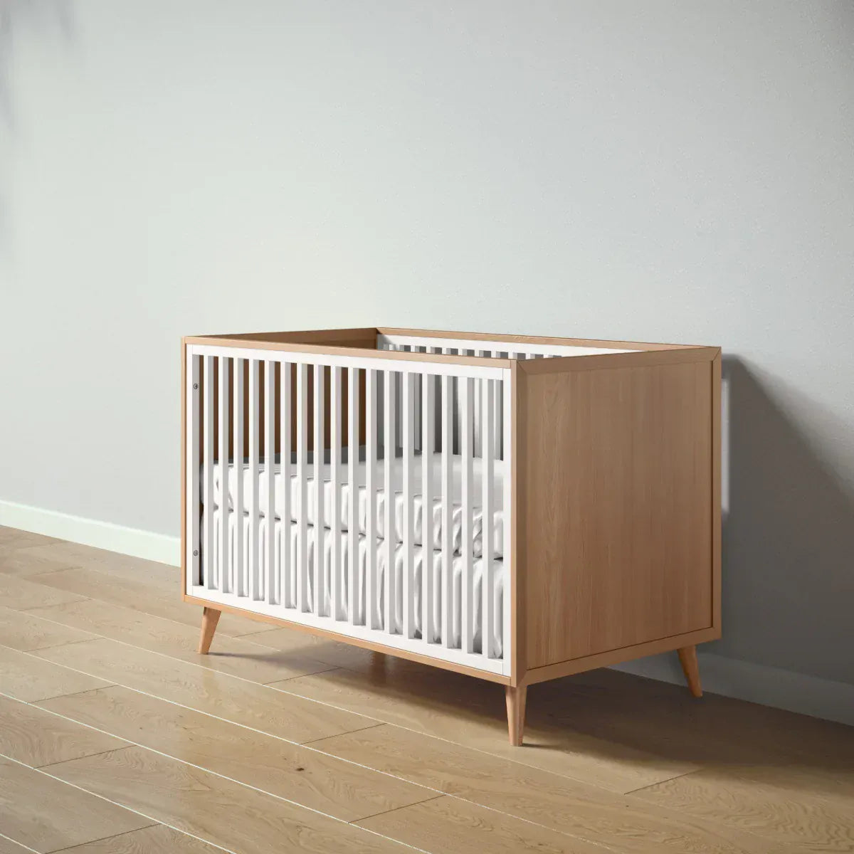 Romina Furniture New York Classic Crib -