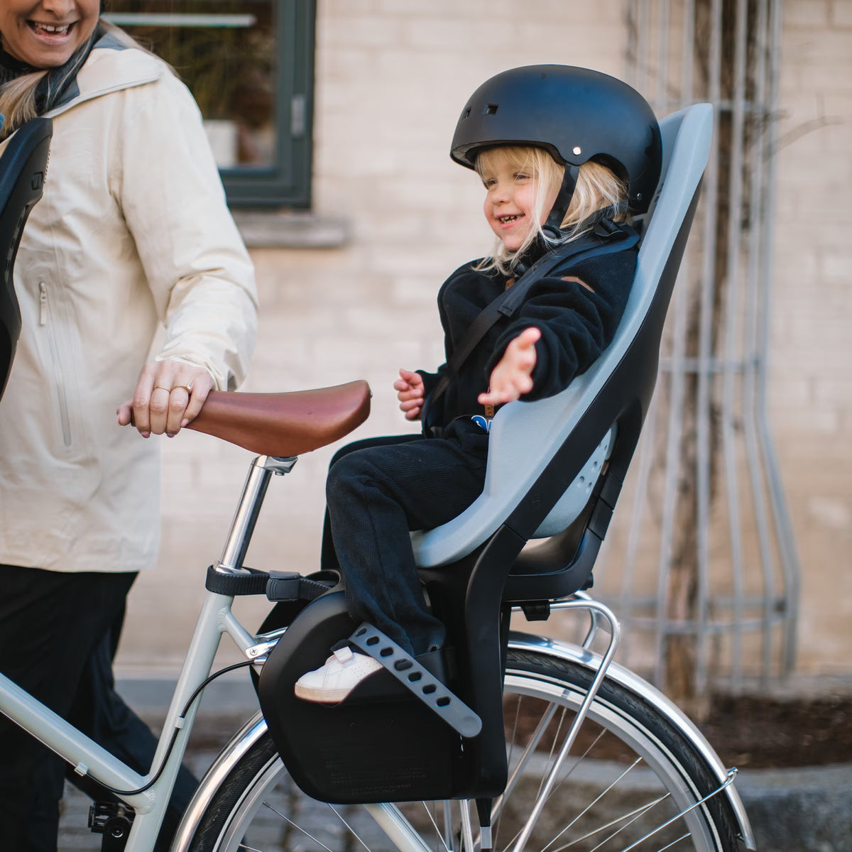 Thule Yepp Maxi 2 Rack Mounted Child Bike Seat - Mid Blue - 12041302
