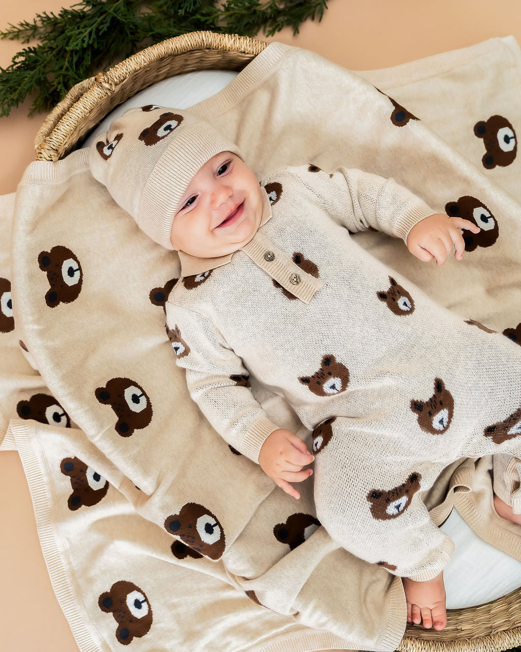 Viverano Organics Brown Bear - Organic Cotton Jacquard Knit Baby Blanket - Oatmeal, One Size