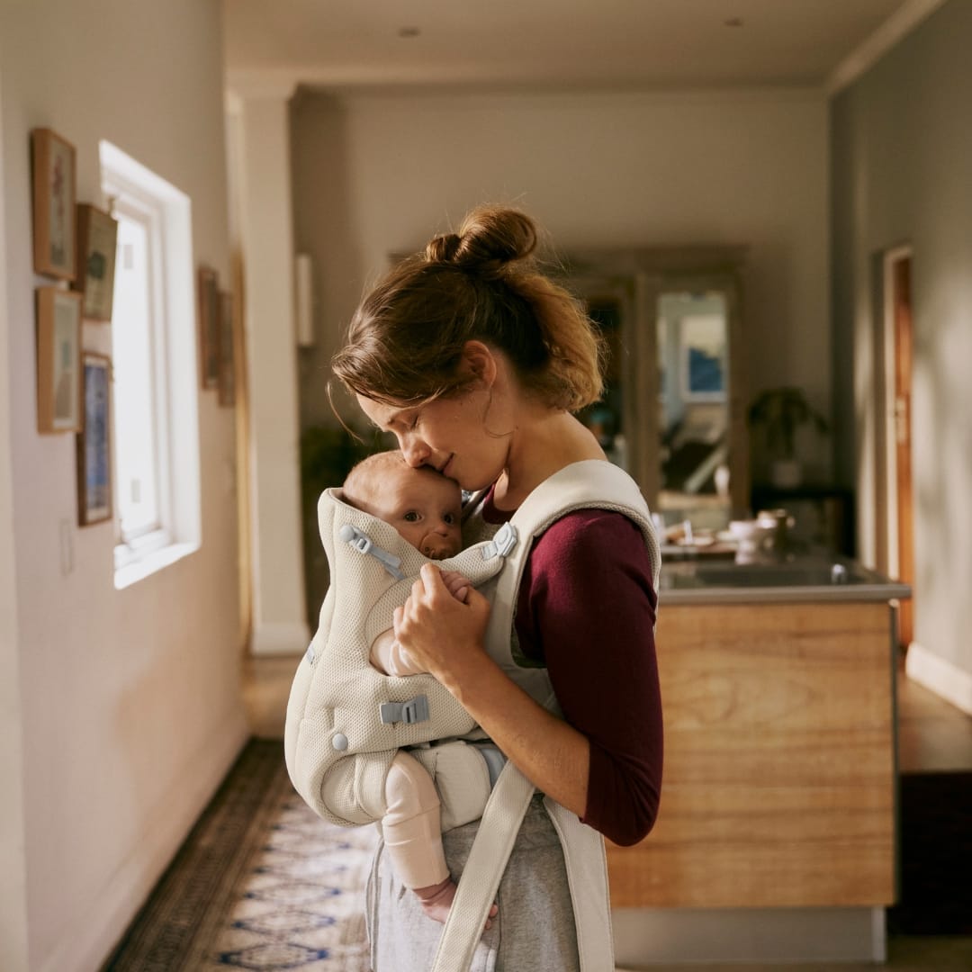 BabyBjörn Baby Carrier Hold - Woven, Sand Gray