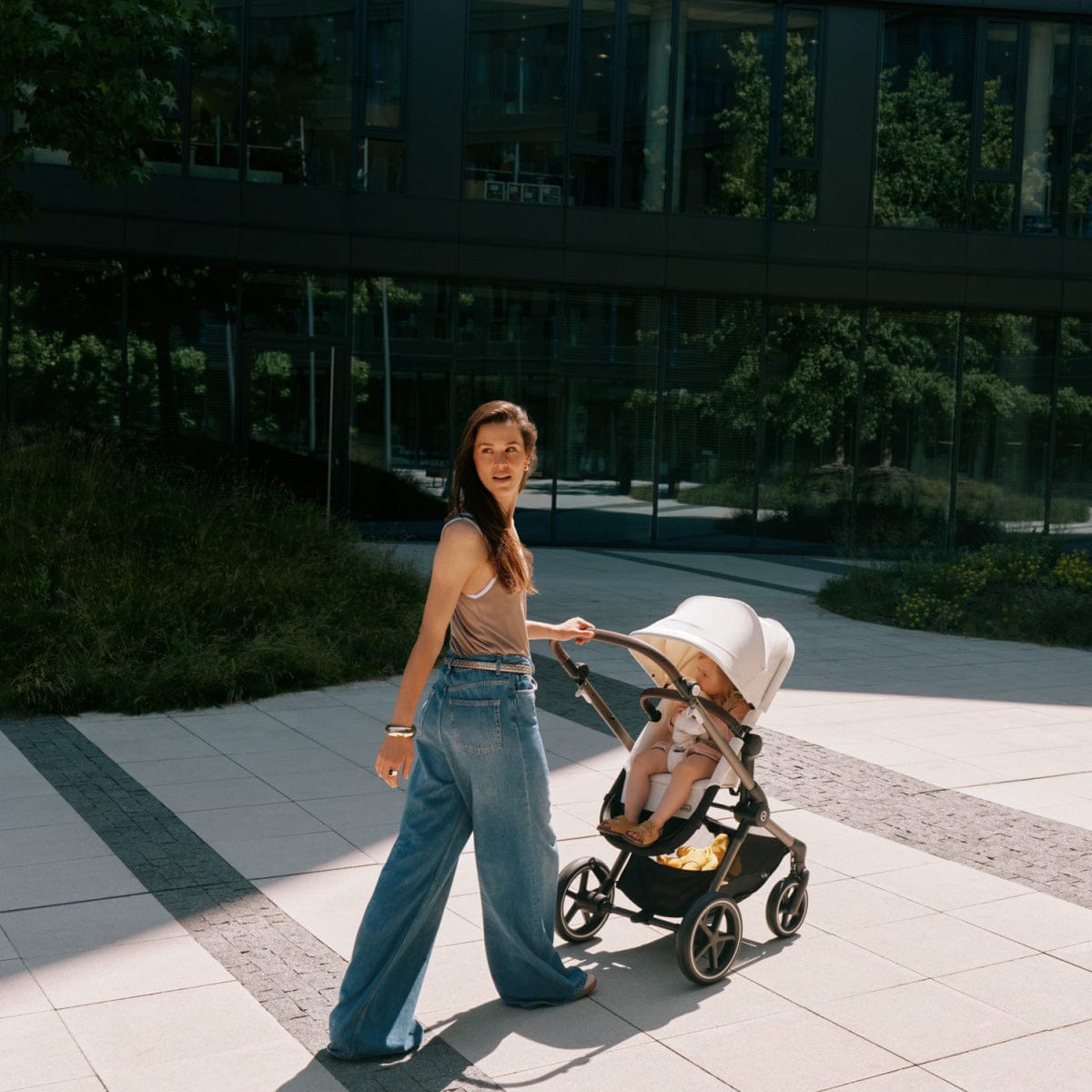 Cybex EOS Lux 2-in-1 Stroller - Lava Grey - 522005339