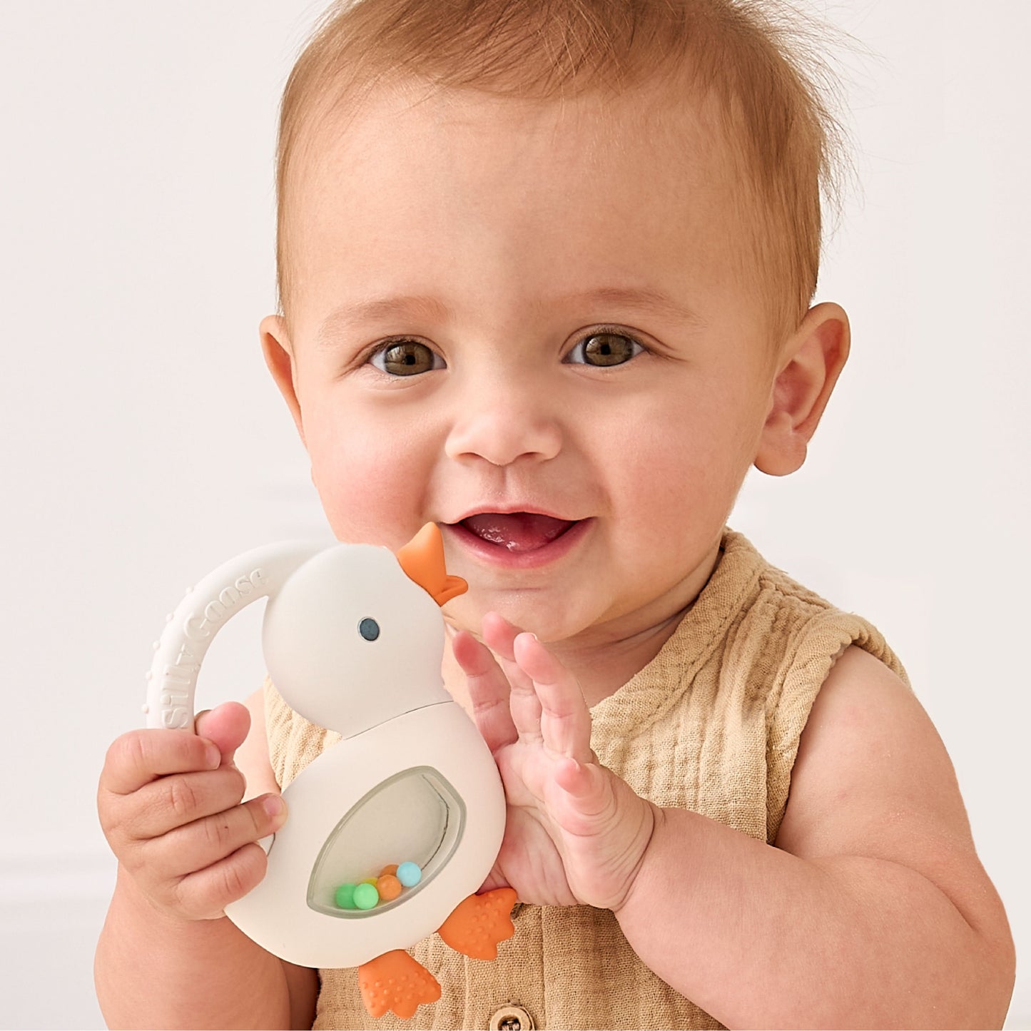 Itzy Ritzy Bitzy Shake Rattle - Goose - Image 2