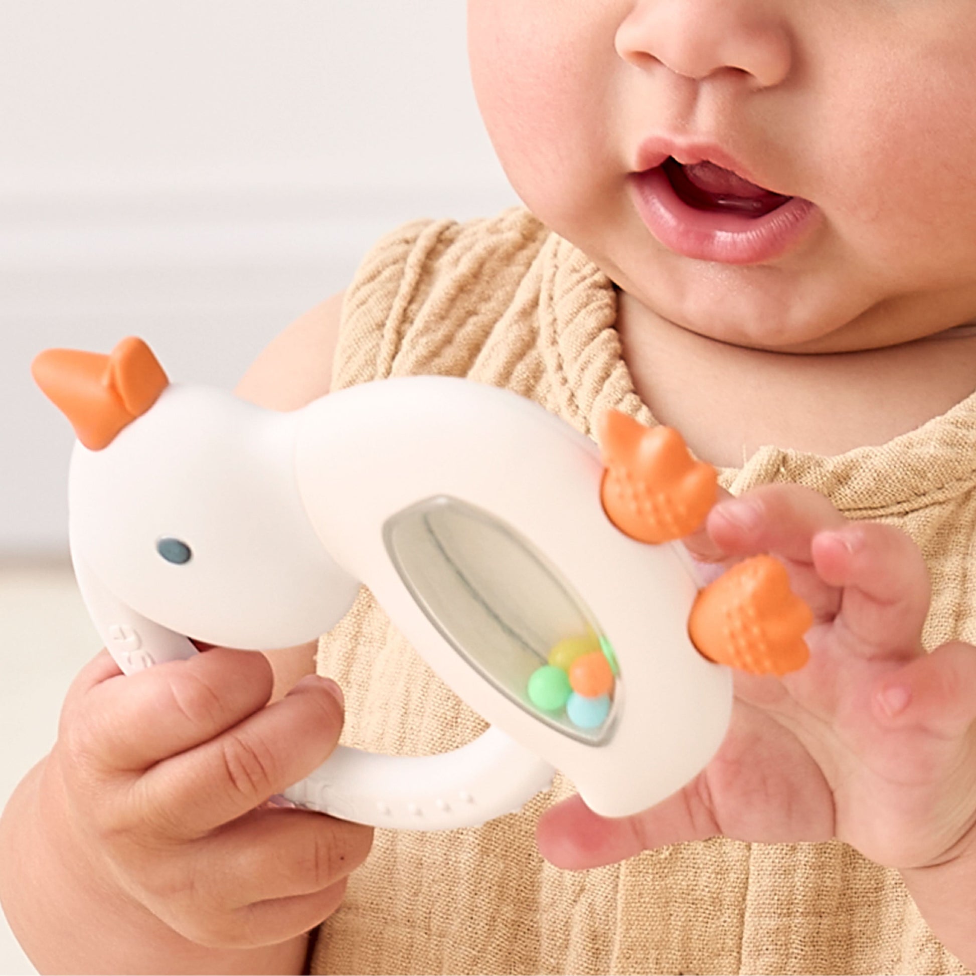 Itzy Ritzy Bitzy Shake Rattle - Goose - Image 3