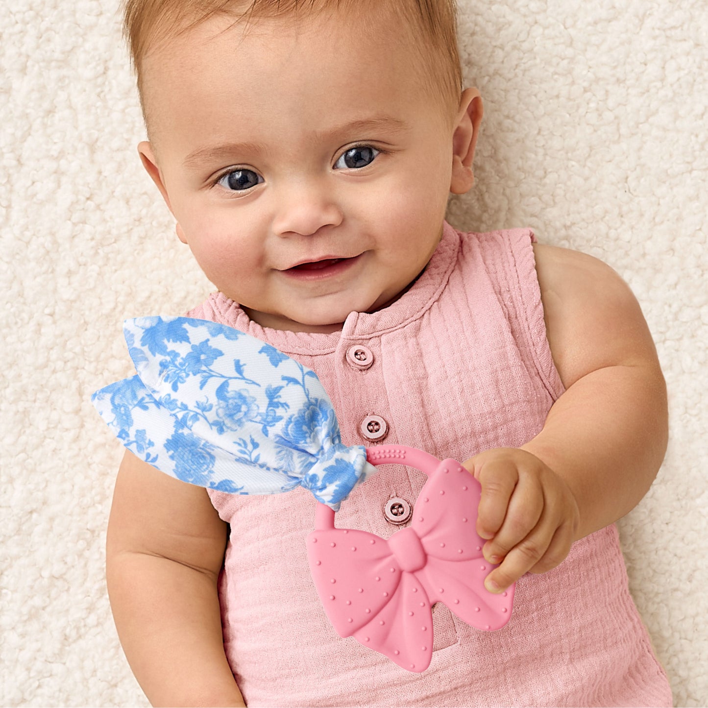 Itzy Ritzy Crinkle Crew Sensory Teether - Bow - Image 2