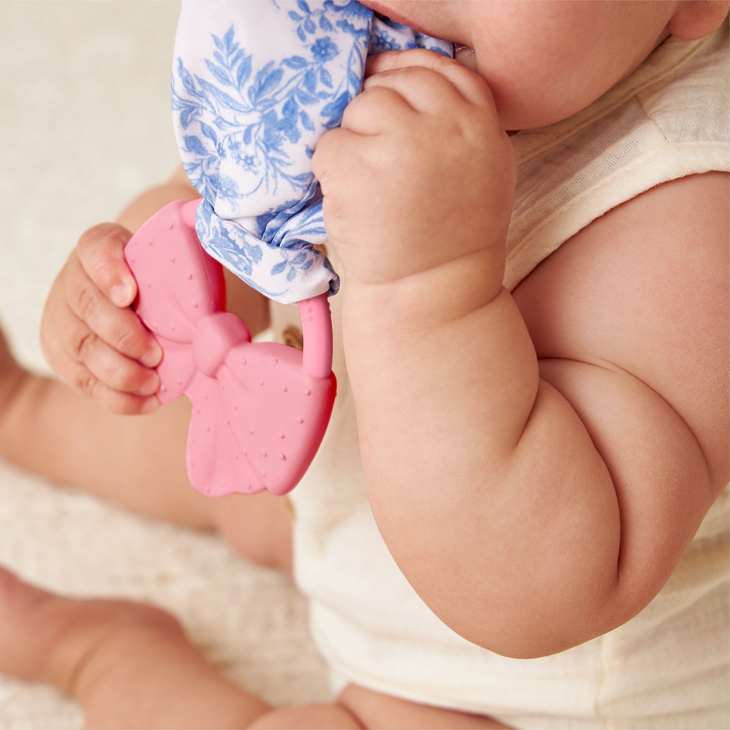 Itzy Ritzy Crinkle Crew Sensory Teether - Bow - Image 4