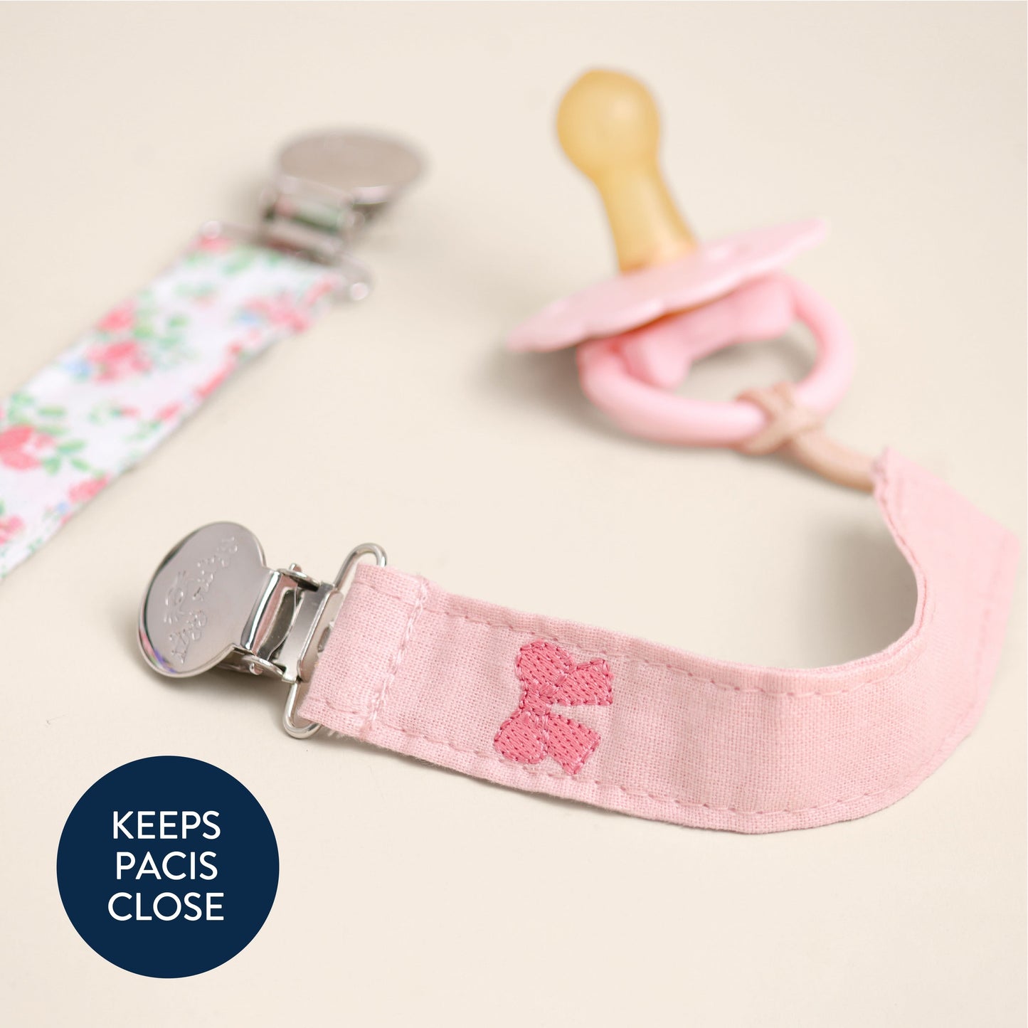 Itzy Ritzy Itzy Clip Fabric Pacifier Strap - Bow