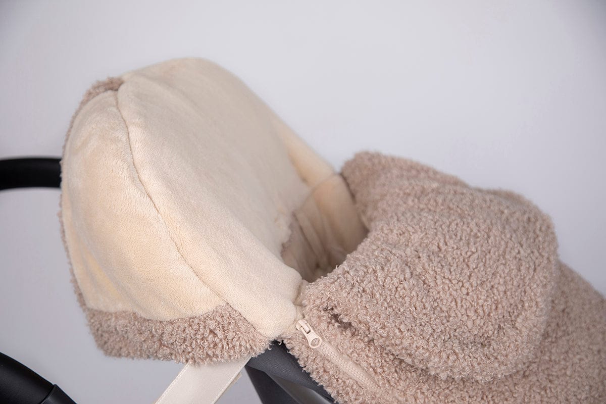 7 A.M. Enfant BebePOD Footmuff - Teddy - Oatmeal Teddy (0-9m) - POD90S-TEDO