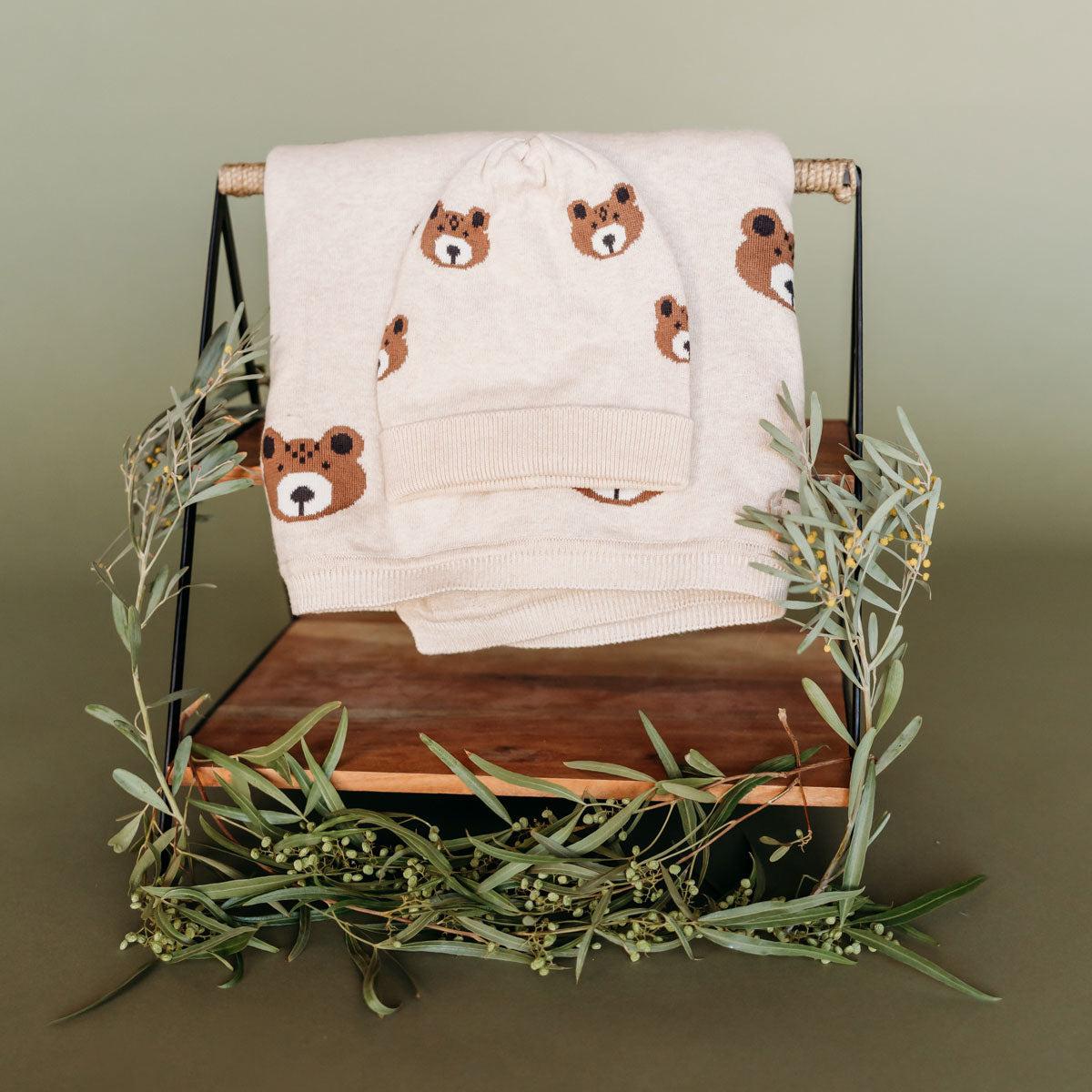 Viverano Organics Brown Bear - Organic Cotton Jacquard Knit Baby Blanket - Oatmeal, One Size