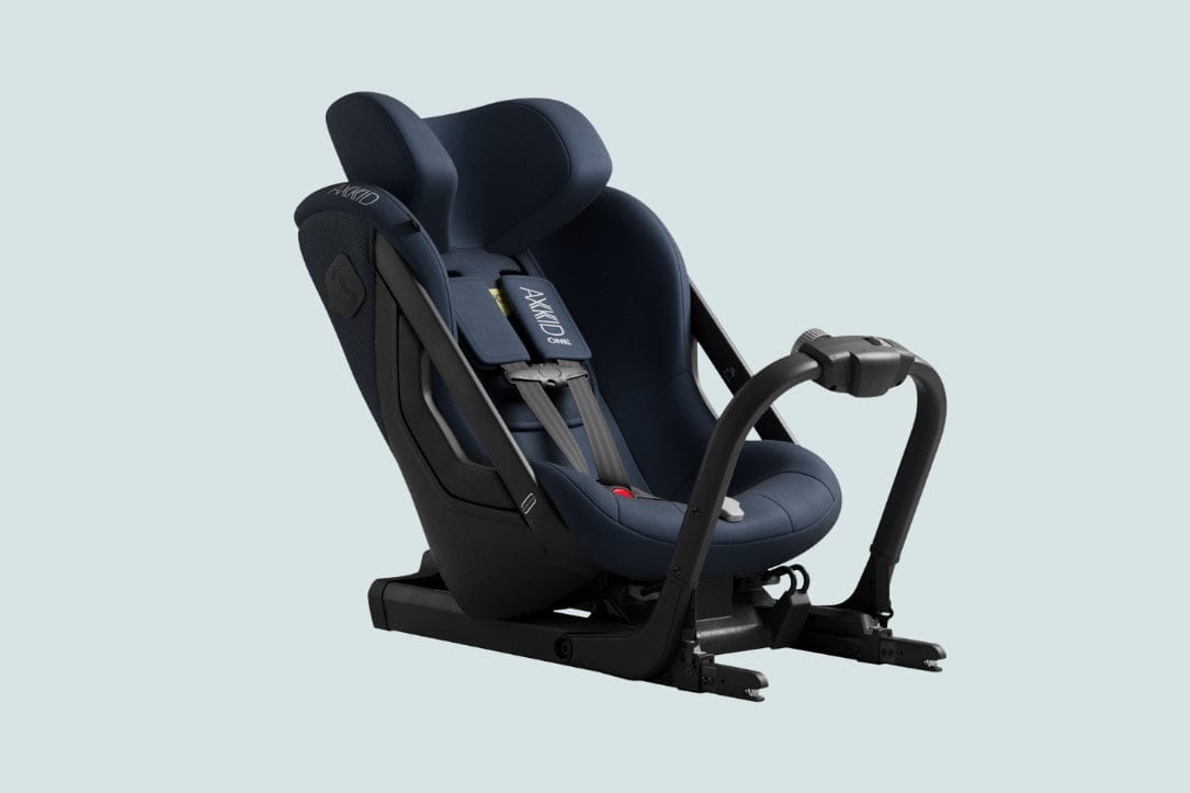 Axkid ONE 3 Extended Rear-Facing Car Seat - Arctic Mist Grey