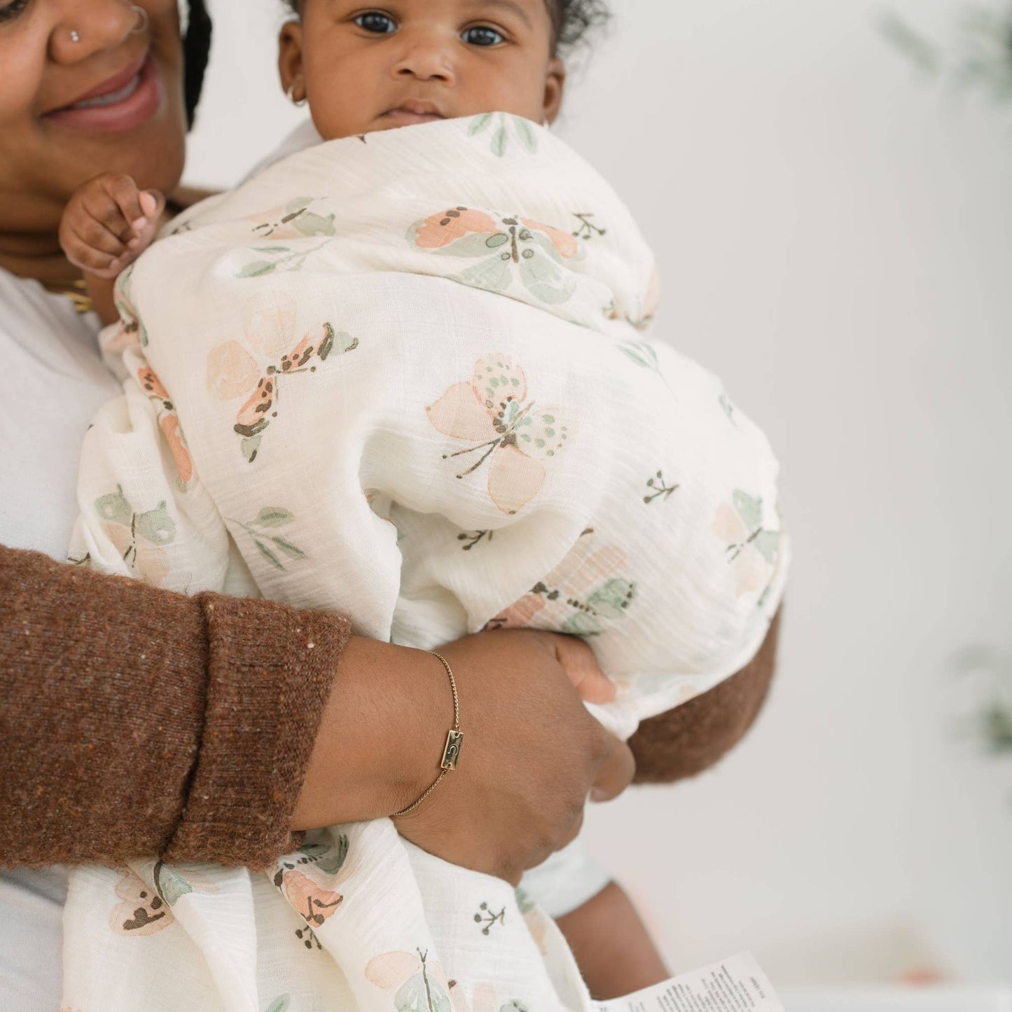 Crane Baby Parker 2-Pc. Swaddle Set - Butterfly/Rainbow - Image 3