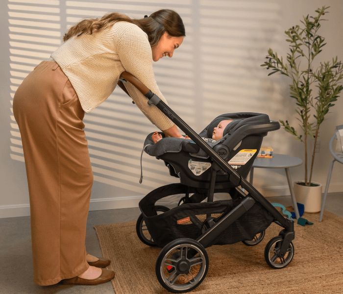 UPPAbaby Cruz V3 + Mesa V3 Travel System Bundle - Declan / Declan UPPAbaby Cruz V3 + Mesa V3 Travel System Bundle - Declan / Declan