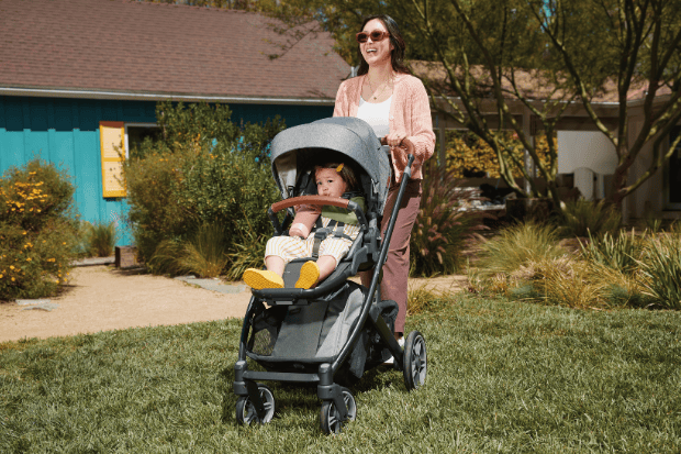 uppababy cruz grayson UPPAbaby Cruz V3 + Mesa V3 Travel System Bundle