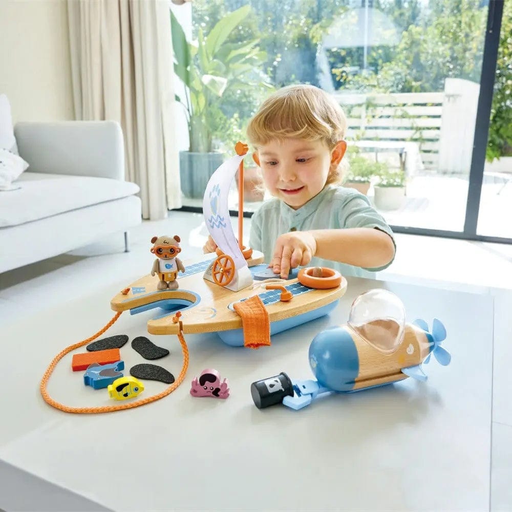 Hape Ben's Eco Catamaran