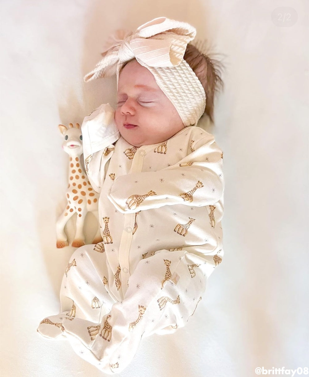 Kissy Kissy Sophie la Girafe Print Footie with Zipper - Ecru