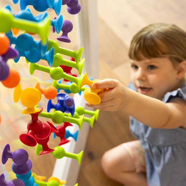 Fat Brain Toys Squigz Starter Set - 24 Pieces - Image 5