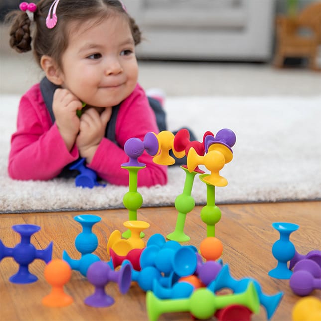 Fat Brain Toys Squigz Starter Set - 24 Pieces - Image 8