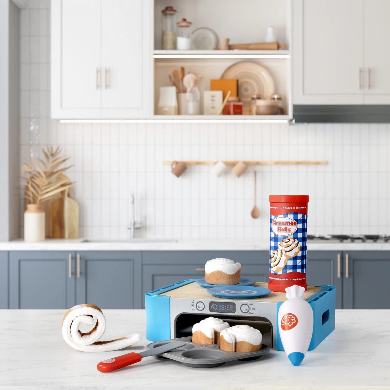 Fat Brain Toys Pretendables Cinnamon Roll Set - FA399-1