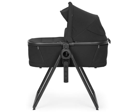 PEG YPSI Bassinet with Stand By Me 2025 - True Black - IN21000000MO13GU13