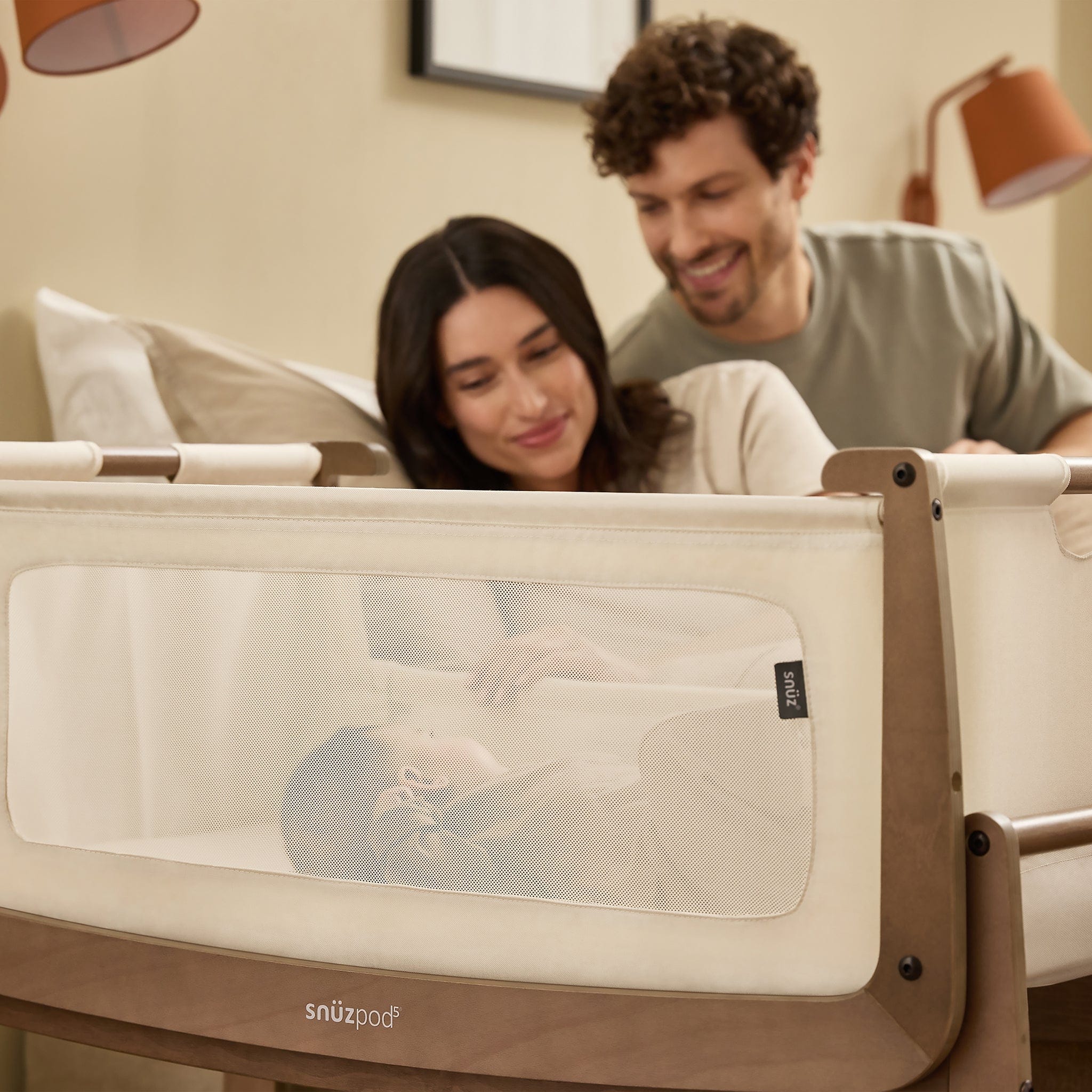 sonanddaughter ベージュ ノースリーブセット Snuz SnuzPod 5 Bedside Bassinet - Walnut – Albee Baby