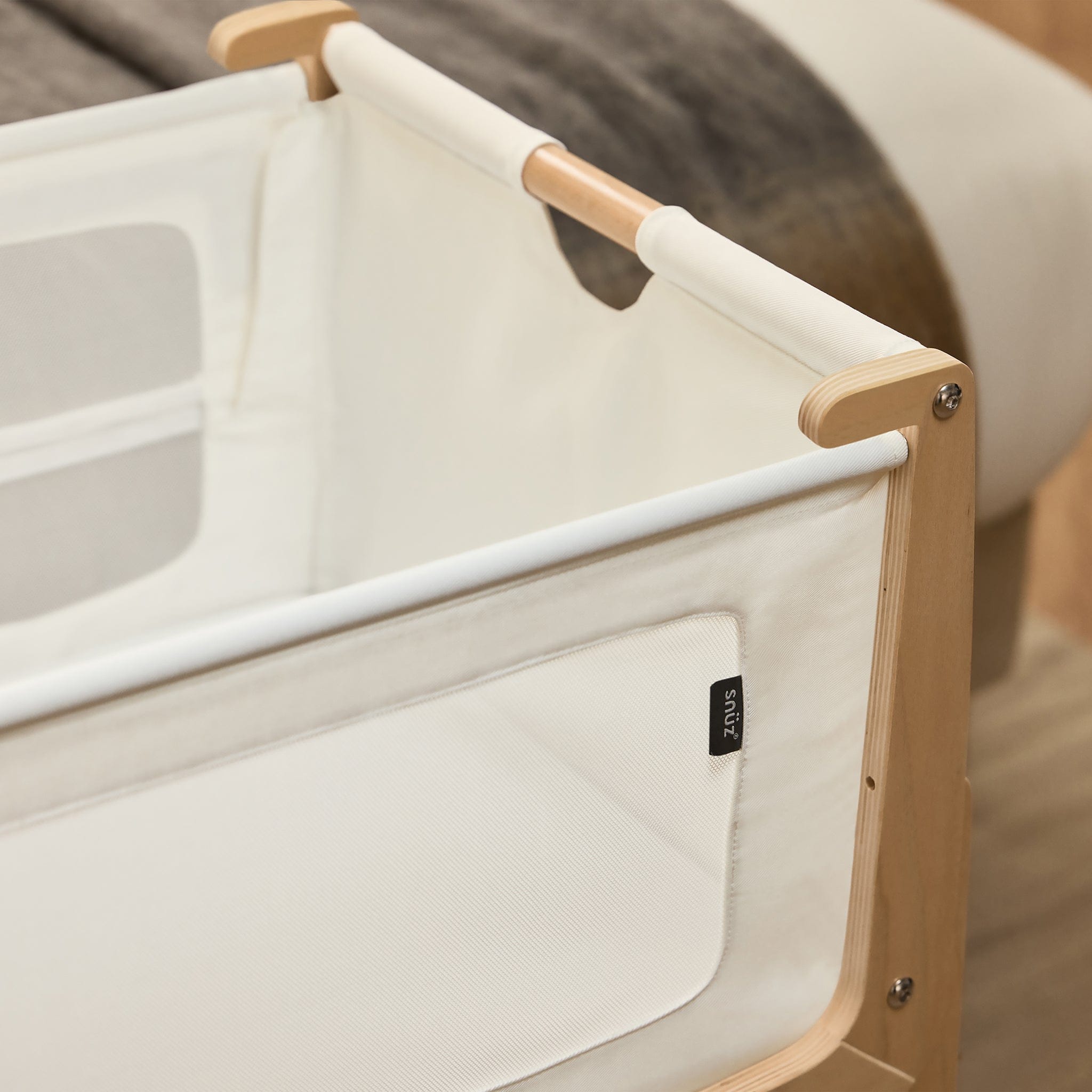 Snuz SnuzPod 5 Bedside Bassinet - Natural – Albee Baby