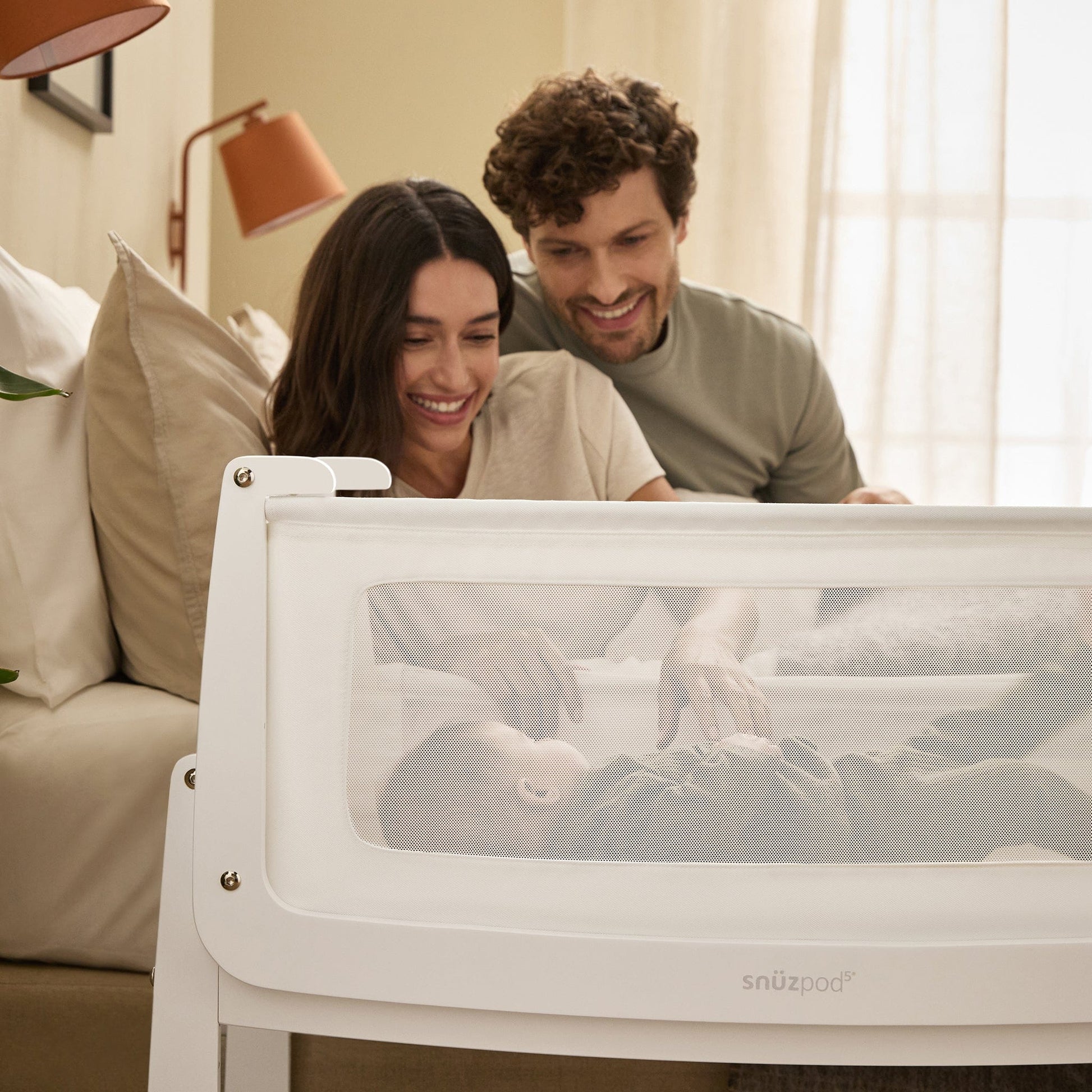 Snuz SnuzPod 5 Bedside Bassinet - White - USFN050B