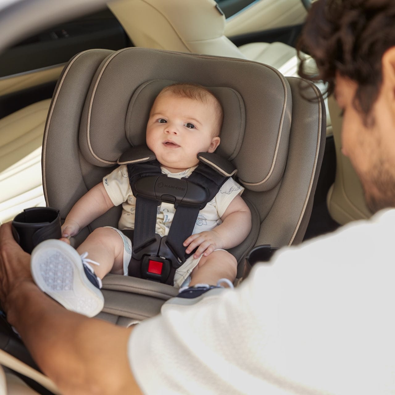 Maxi-Cosi Andi 360 Rotating All-in-One Convertible Car Seat - Truffle - CC425HHO