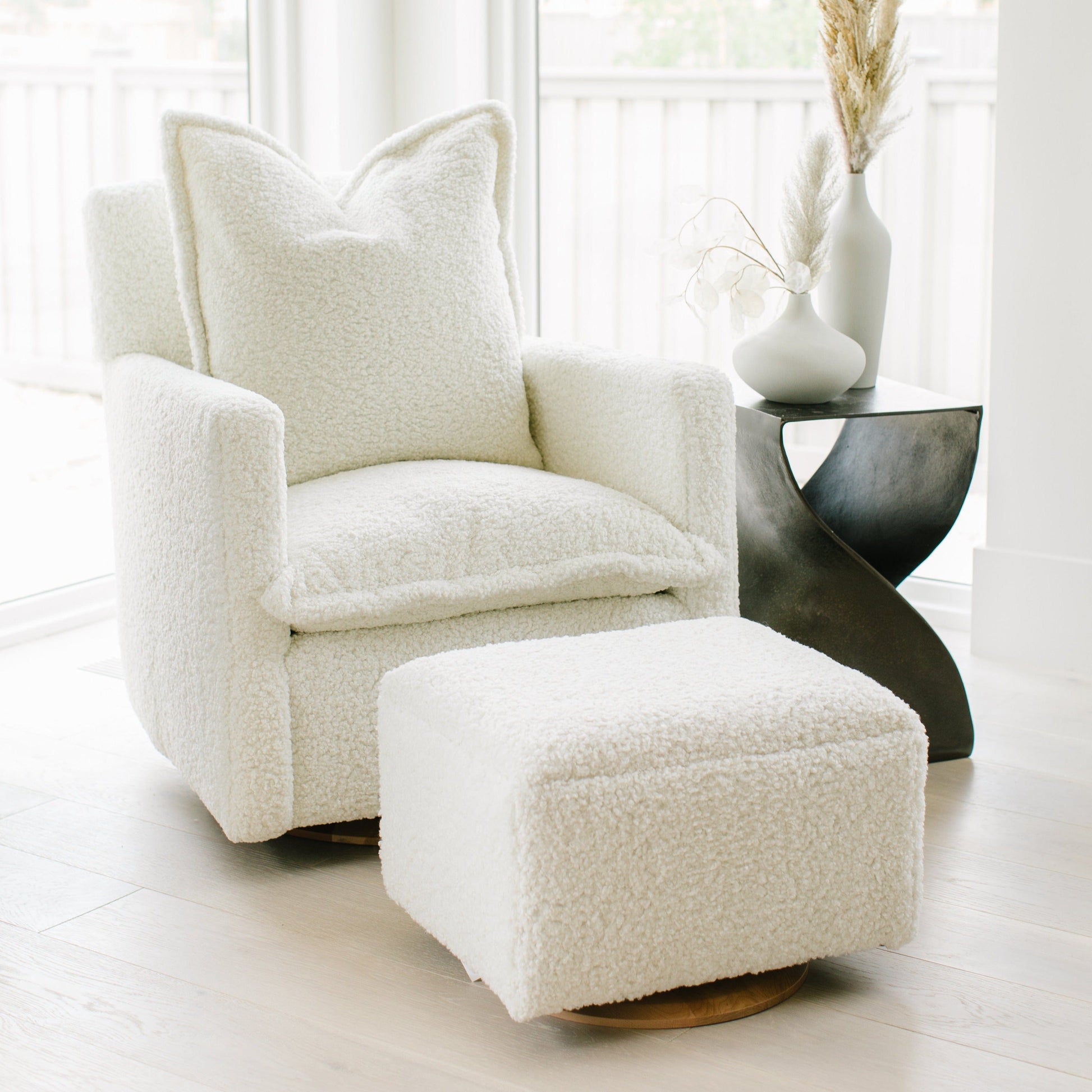 Oilo Small Stationary Rectangle Ottoman With Wood Base -