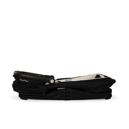 Nuna DEMI Next Bassinet + Stand - Caviar / Chocolate