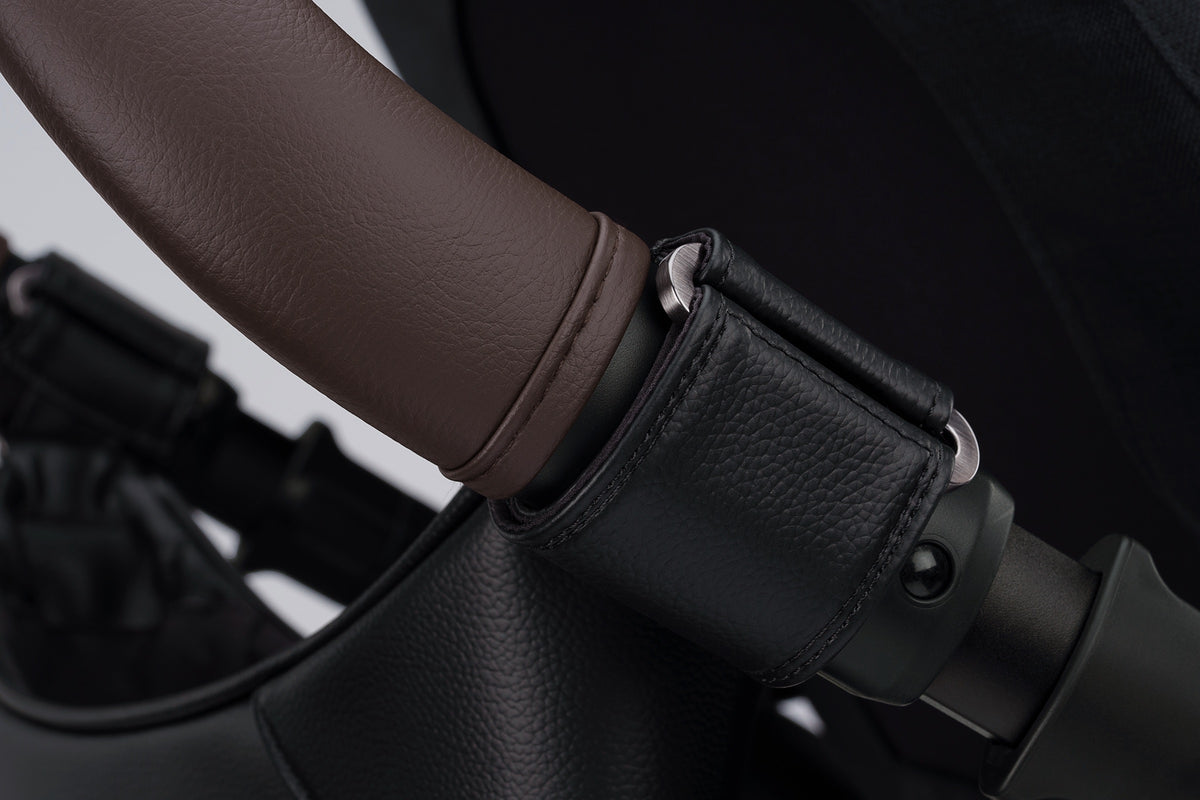 Nuna Stroller Organizer - Caviar Leatherette