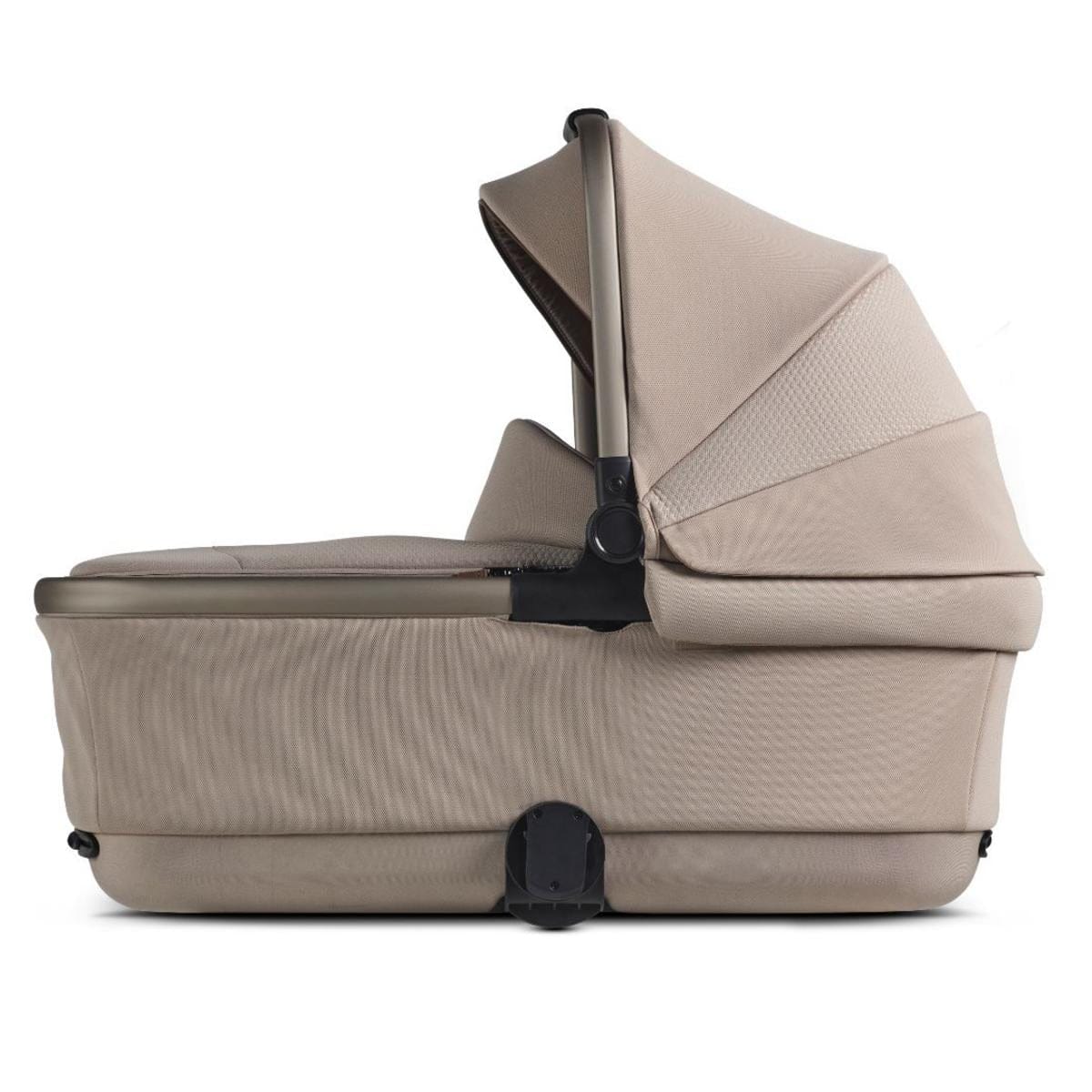 Silver Cross Reef First Bed Folding Bassinet 2025 - Frappe - SX2311-FPUC