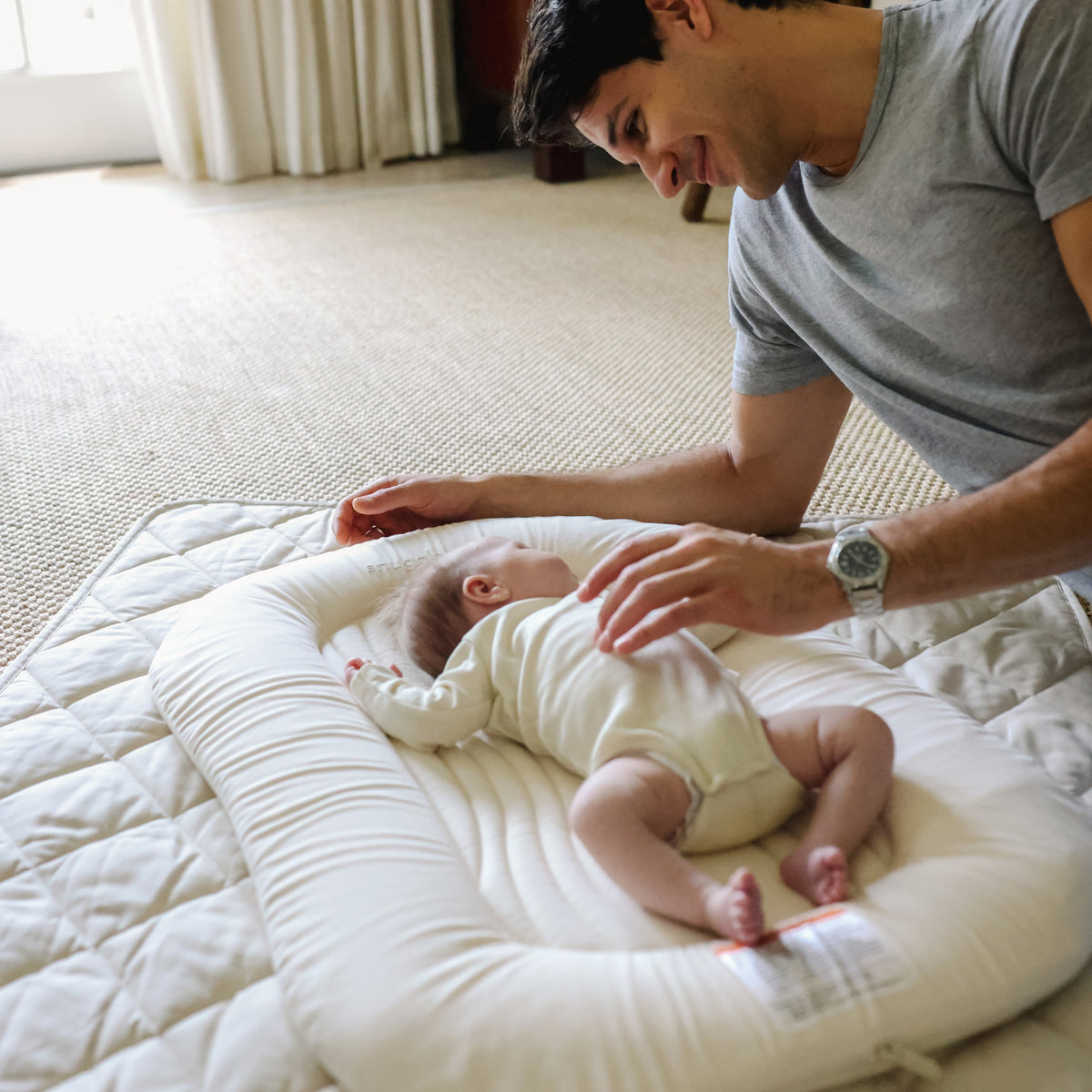 Snuggle Me Infant Lounger Wave - Natural