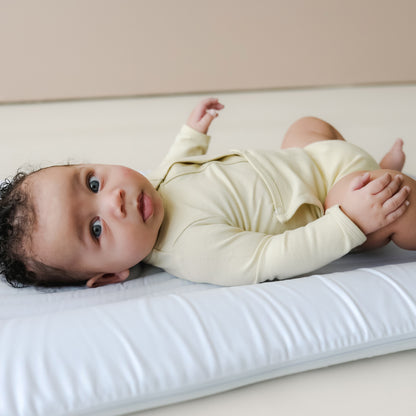 Snuggle Me Infant Lounger Wave - Sky