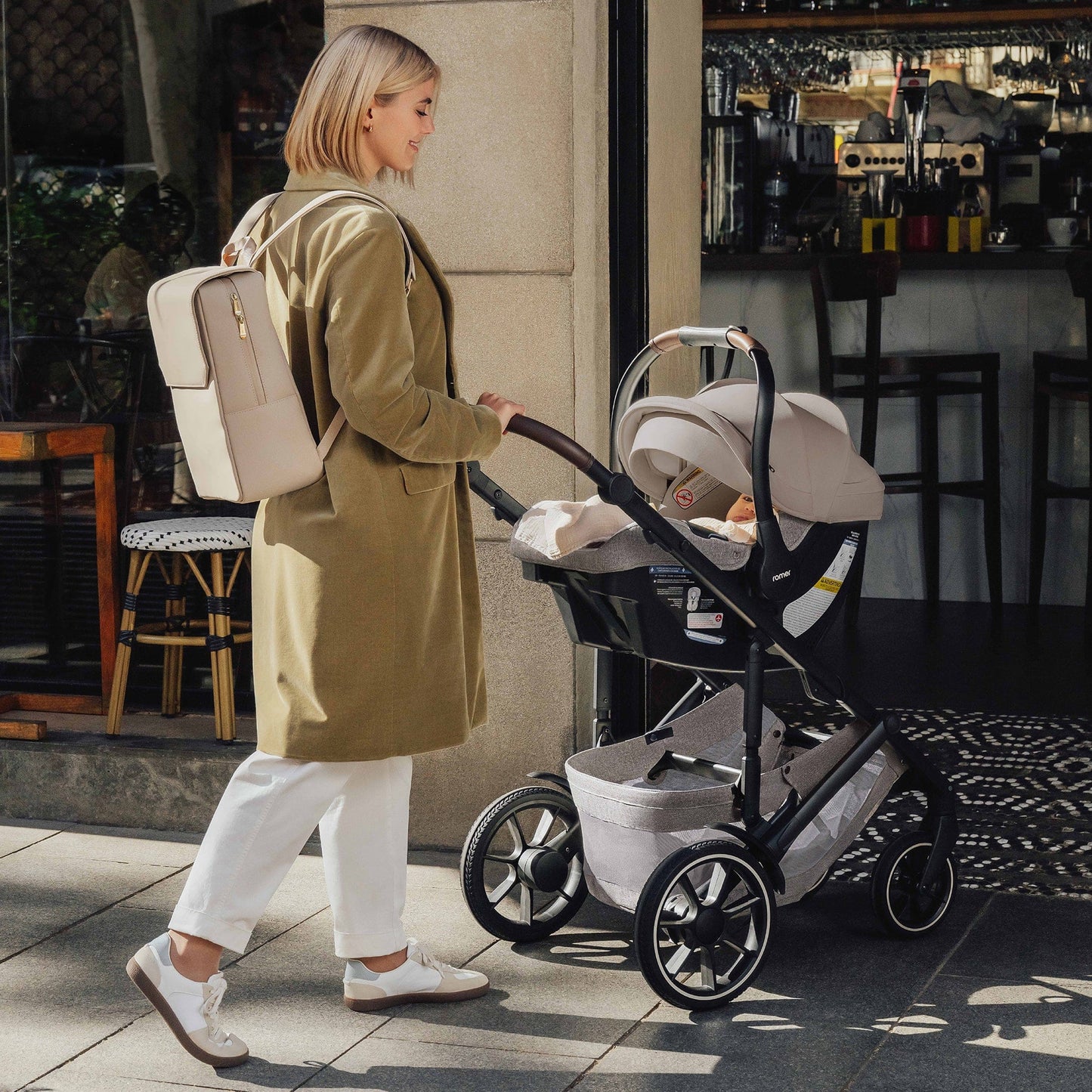 Romer Juni + Tura Travel System With Versa Base - Truffle
