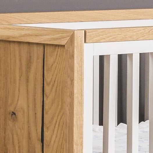 Romina Furniture Uptown Classic Crib