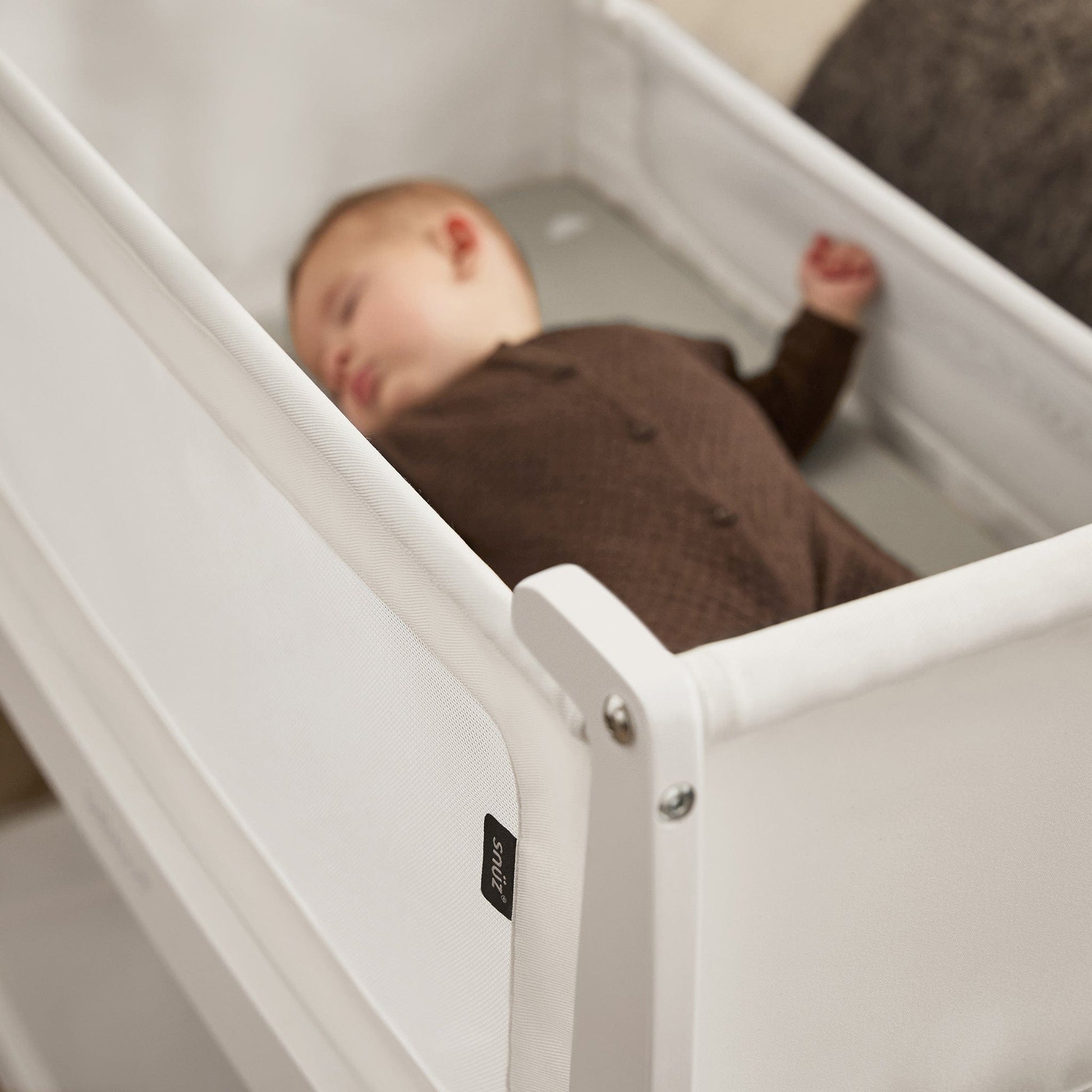 Snuz SnuzPod 5 Bedside Bassinet - White - USFN050B