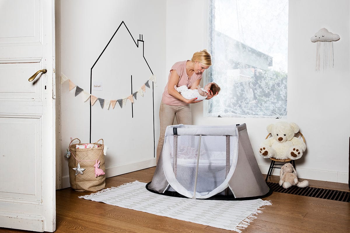 Aeromoov Instant Travel Cot - White Sand - ATC11060-WS-US