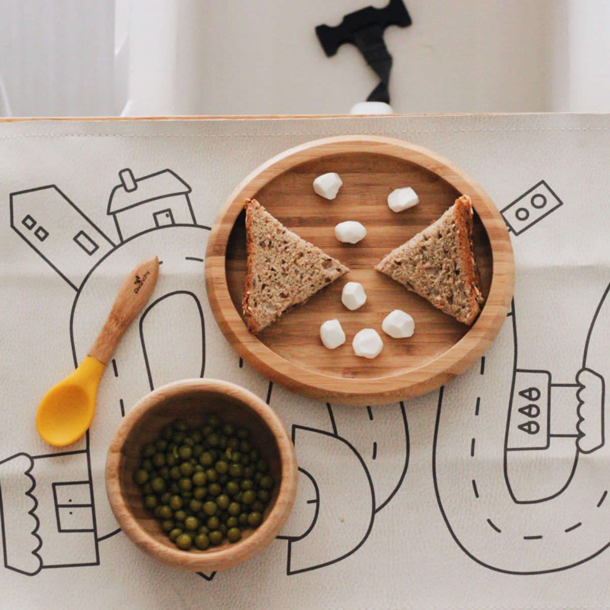 Avanchy Bamboo Suction Classic Plate + Spoon - White - WCPL