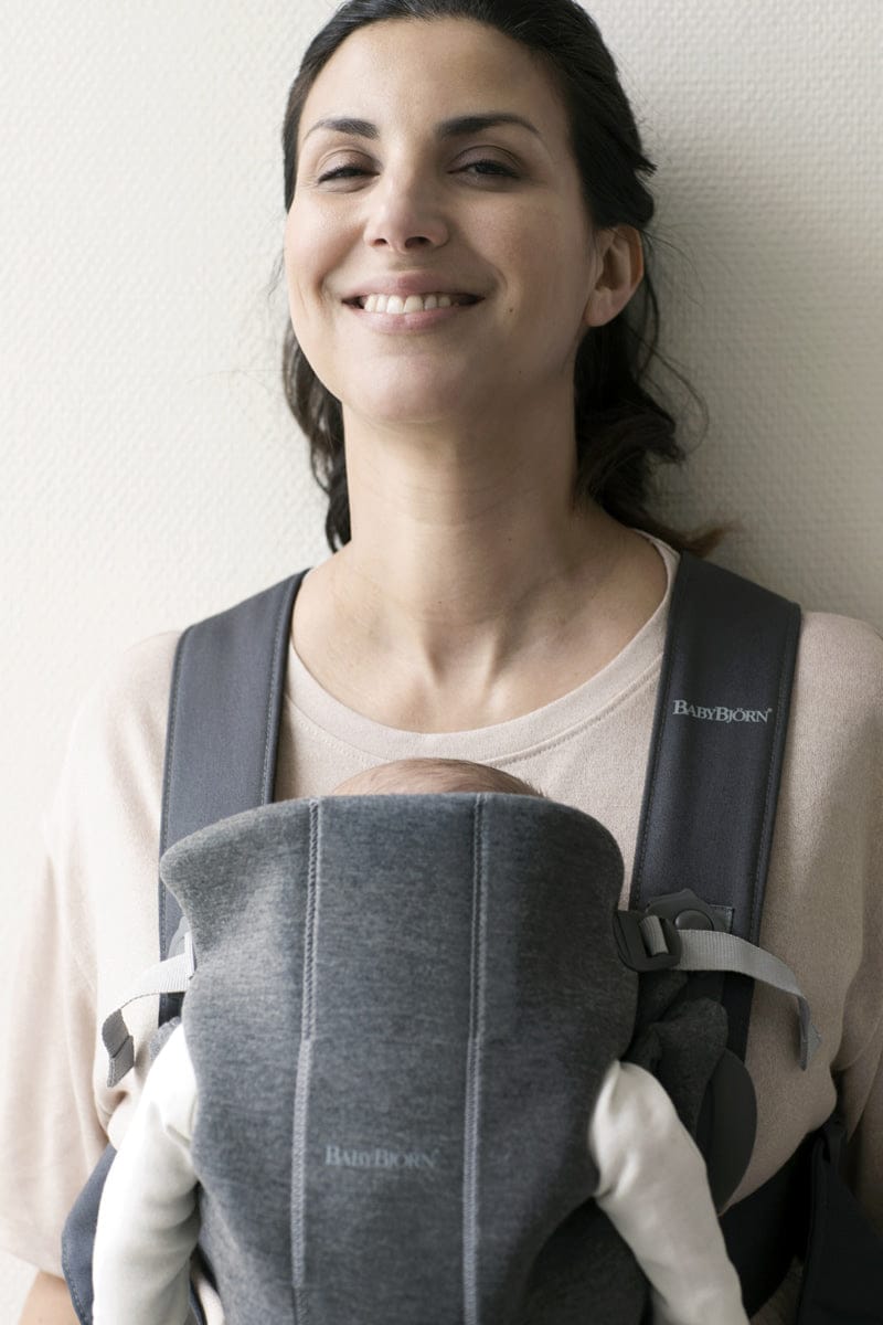 BabyBjörn Baby Carrier Mini 3D Jersey, Dark Gray - 021084US