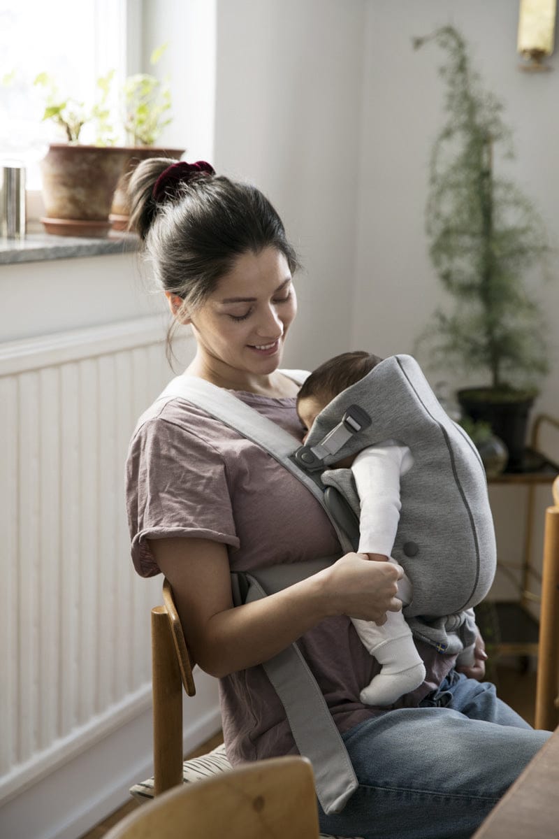 BabyBjörn Baby Carrier Mini 3D Jersey, Light Gray - 021072US