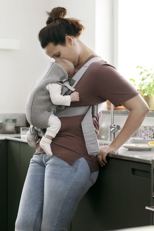 BabyBjörn Baby Carrier Mini 3D Jersey, Light Gray - 021072US