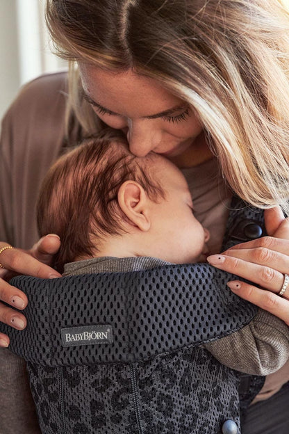 BabyBjorn Baby Carrier Mini, 3D Mesh - Anthracite Leopard - 021078US-X