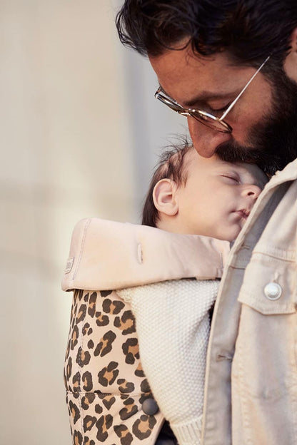 BabyBjörn Baby Carrier Mini Woven, Beige Leopard - 021075US