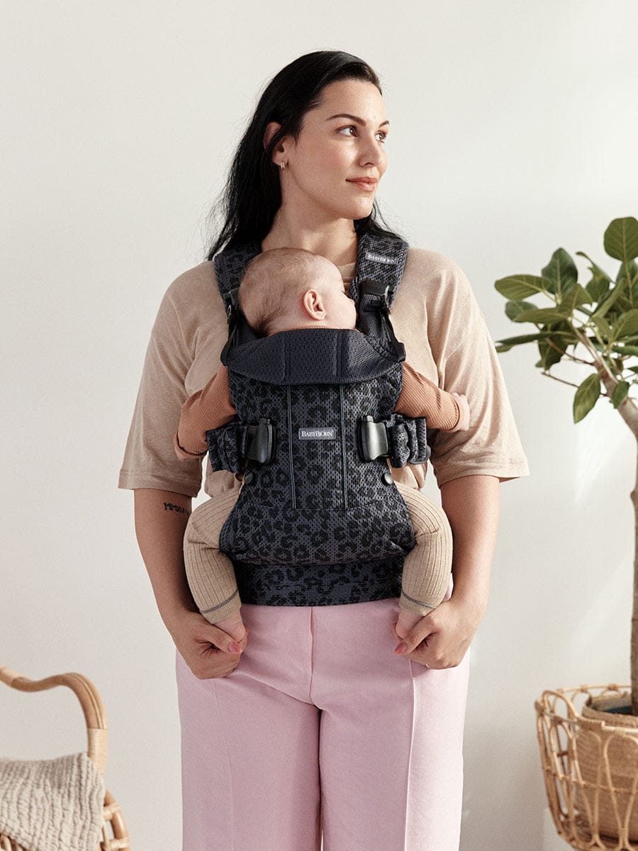 BabyBjörn Baby Carrier One Air 3D Mesh, Anthracite Leopard - 098078US