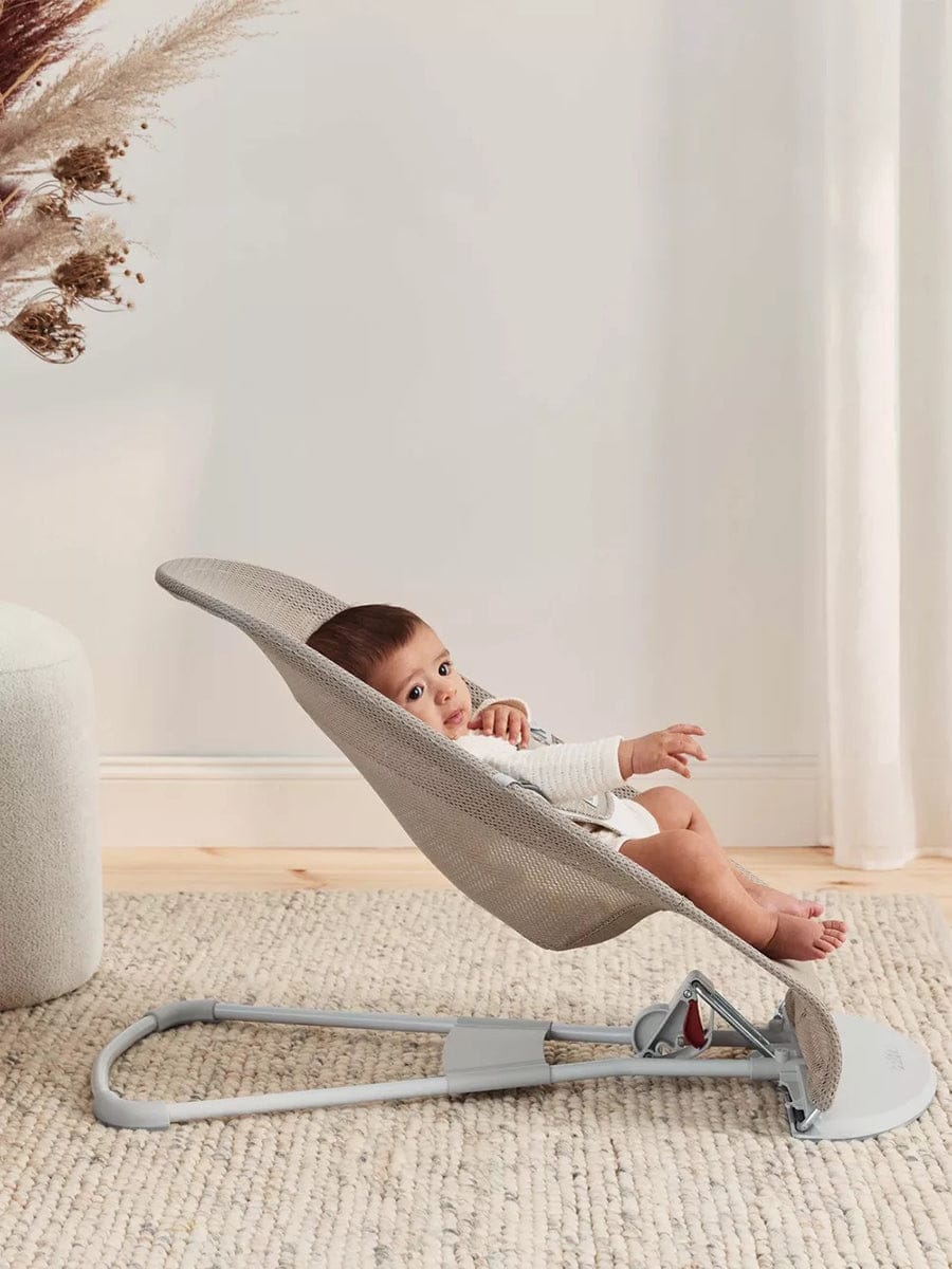 BabyBjörn Bouncer Balance Soft, Light Gray Frame Mesh Gray Beige/Grey - 005144US