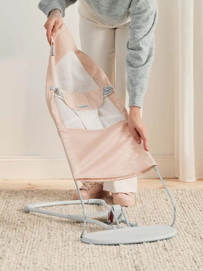 BabyBjörn Bouncer Balance Soft, Light Gray Frame Mesh Pearly Pink/Grey - 005142US