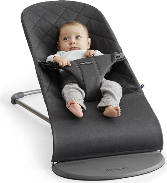 BabyBjörn Bouncer Bliss, Dark Gray Frame Classic Quilt Woven - Black - 006116US