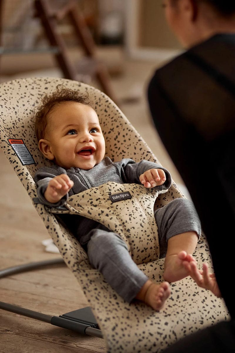 BabyBjorn Bouncer Bliss, Dark Gray Frame, Woven Dark Gray / Beige Print - 006038US
