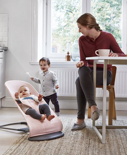 BabyBjorn Bouncer Bliss - Powder Pink, Mesh